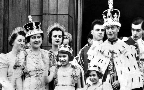 The Royal family after the 1937 Coronation of King George VI | Queen ...