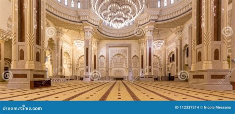 Al Noor Mosque in Sharjah, UAE Editorial Stock Image - Image of inside ...