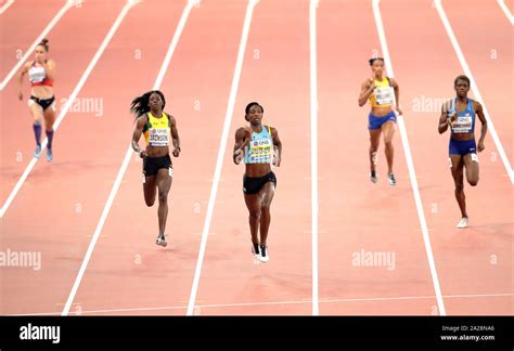 The Bahamas' Shaunae Miller-Uibo (centre) in the Women's 400m Semi ...