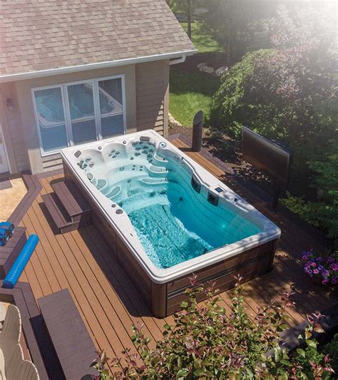 Small Backyard Pool with Hot Tub: Turn Your Limited Outdoor Space into ...