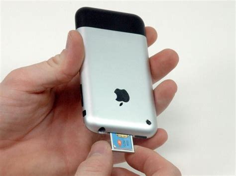 iPhone 1st Generation Battery Replacement | Iphone, Ifixit, Apple