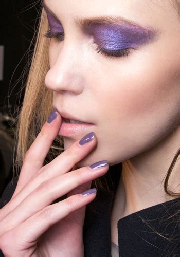 5 reasons to try violet eye shadow | Elle Canada