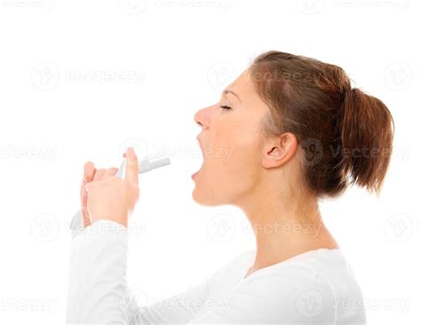 Sore throat spray 15762644 Stock Photo at Vecteezy