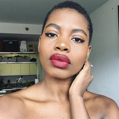 17 Stunning Pics That Put The Whole "People With Full Lips Can't Wear ...