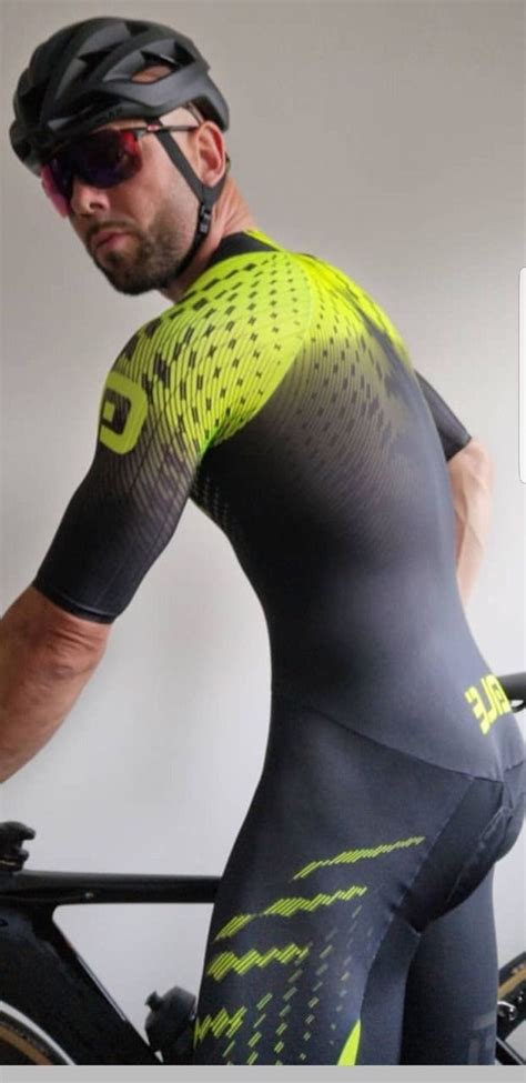 Pin by Tebori on Skintight Bike Lycra’s | Cycling attire, Cycling ...