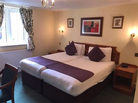 Harefield Manor Hotel Deals & Reviews, ROMFORD | LateRooms.com