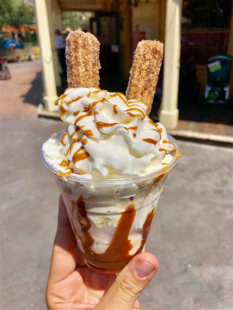 REVIEW: Cookie Butter Churro Sundae Returns to Golden Horseshoe at ...