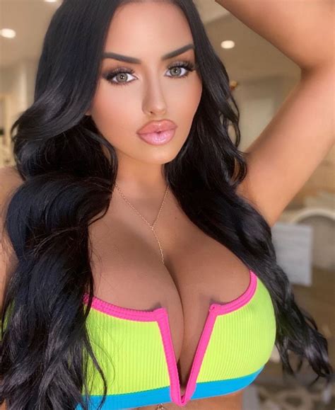 ABIGAIL RATCHFORD – Instagram Photos 02/15/2021 – HawtCelebs