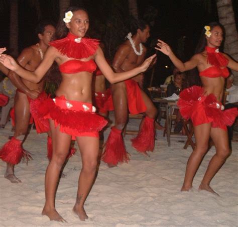 Exotic Places: Bora bora dance