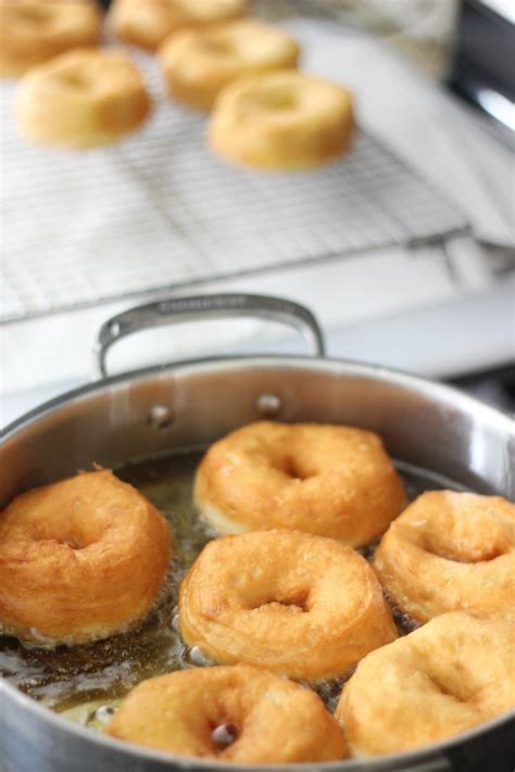 Biscuit Dough Donuts: Chocolate, Maple, Vanilla (Video) - Gluesticks Blog