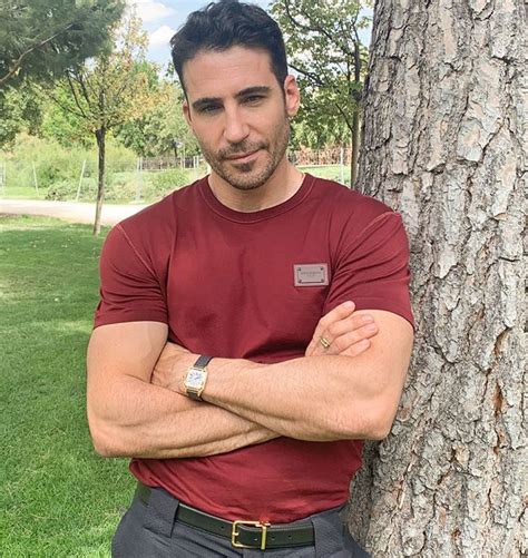 Miguel Angel Silvestre (@miguelangelsilvestre) • Fotos y videos de Instagram | Velvet tv series ...