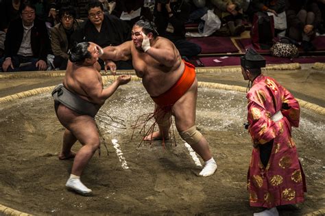 Sumo Wrestling in Japan: When, Where & How to See it - WanderLuxe