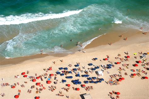 La plage de Leblon - Les plus belles plages de Rio, pour des vacances ...