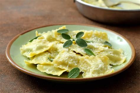 Ricotta And Spinach Ravioli - Authentic Italian Recipes