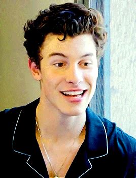 Shawn Mendes Gif, Kids In Love, Foto Gif, Mendes Army, Clipart Black And White, Charlie Puth ...