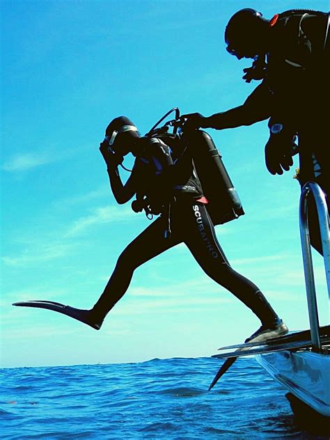 Thrilling Scuba Diving in Lakshadweep - INDIA Trotter