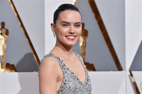 Star Wars' Daisy Ridley talks 'darker' Episode VIII and says she doesn't think Rey is a Jedi