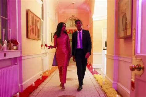 PM Rishi Sunak & Wife Celebrate Diwali at 10 Downing Street