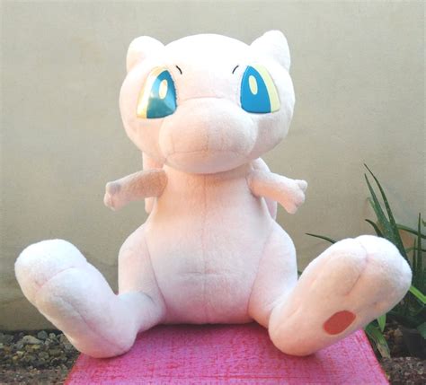 Adorable Life-Sized Mew Plushie - Mew the Pokemon Photo (40820255) - Fanpop