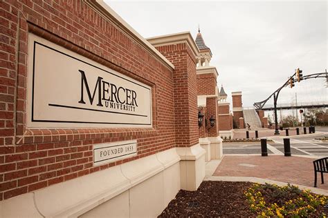 Mercer University Notable Alumni – CollegeLearners.com