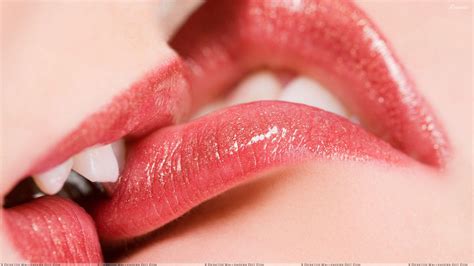 Lipstick Kiss Wallpaper