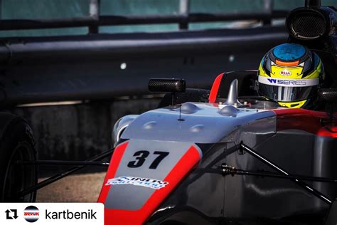 Sabre Cook racing single-seater 2020 WSeries along with Road to Indy Pro 2000 campaign | MX Link