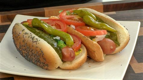 Chicago Hot Dog Relish: A Taste of Chicago History | Paraiso Island