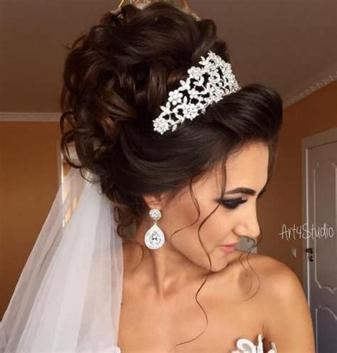 Hairstyle For Wedding With Crown