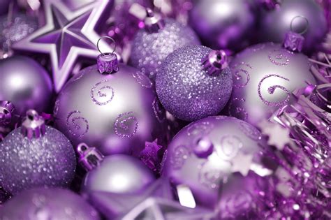 Photo of purple and pink christmas ornaments | Free christmas images