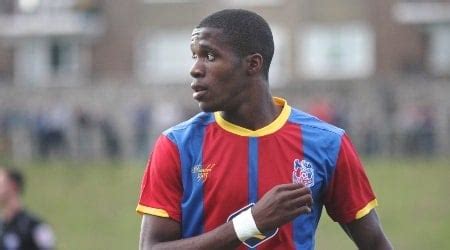 Wilfried Zaha Height, Weight, Age, Girlfriend, Family, Facts, Biography