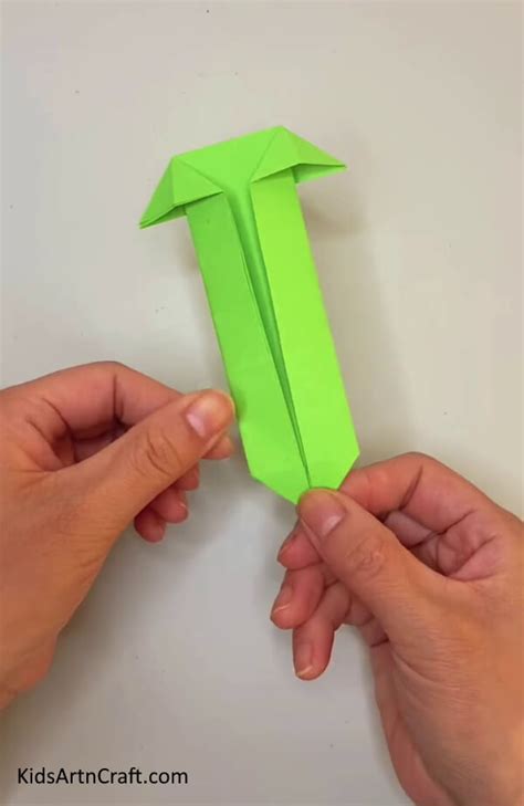 Learn to Make Origami Snake Craft Step-by-Step Tutorial for Kids - Kids Art & Craft