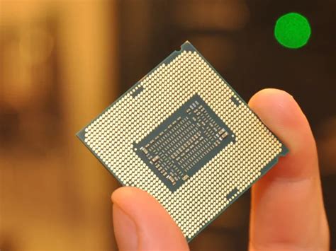 Intel Core i7 8086K Linux Performance Review - Phoronix