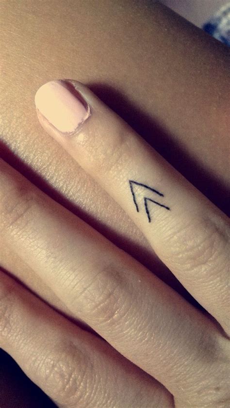 Cute Arrow Finger Tattoo for Women