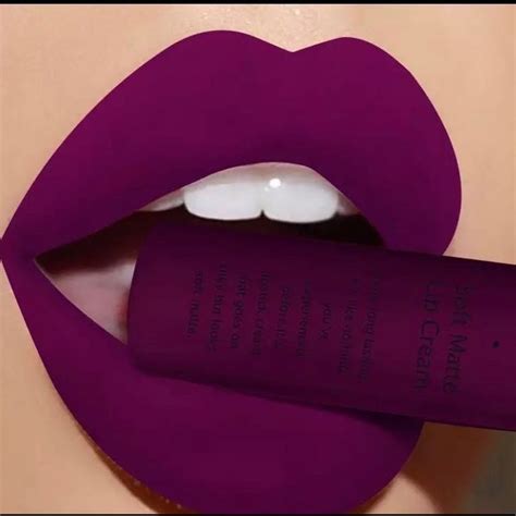 NEW! VERY BERRY Matte Lipstick | Purple lipstick makeup, Matte lipstick colors, Berry lipstick ...