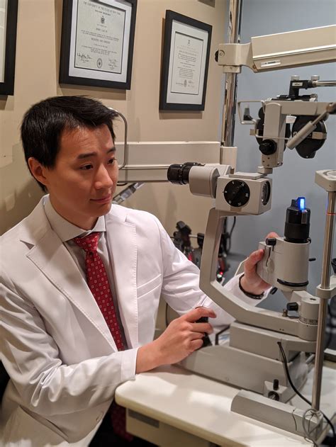 Cataract, Laser & Corneal Surgery | LASIK Manhattan NY