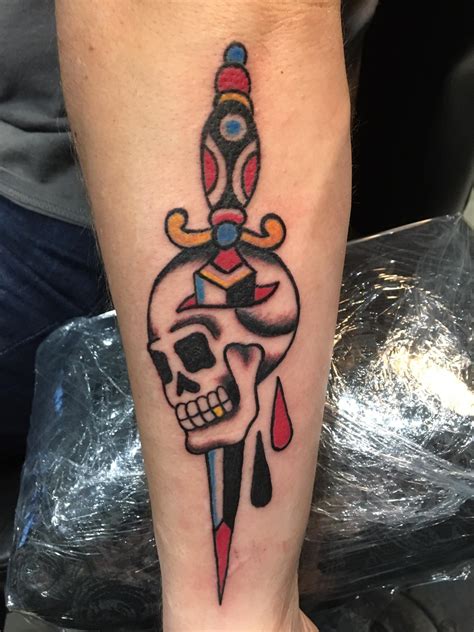 Skull And Dagger Tattoo