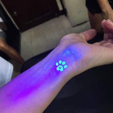 101 Amazing Glow In The Dark Tattoos You Have Never Seen Before! | Glow tattoo, Uv tattoo, Light ...