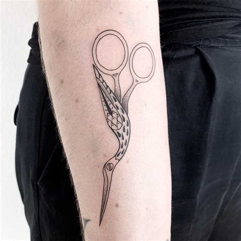 Embroidery scissors tattoo by Julim Rosa - Tattoogrid.net