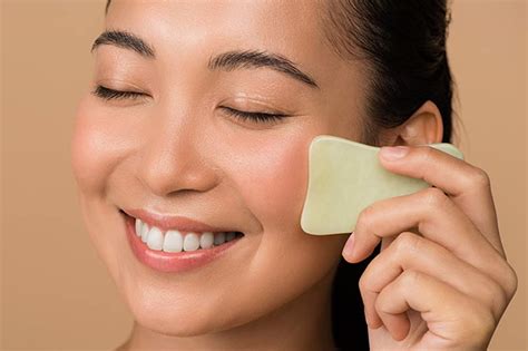 Gua Sha Benefits: How To Get Most Out Of It - VibrantSkinBar