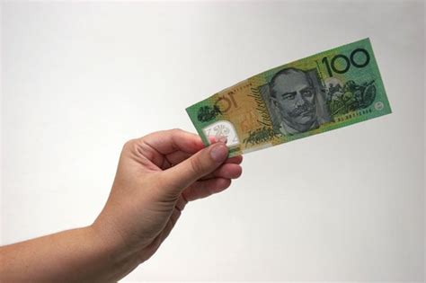 Pound Australian Dollar Rate News, Outlook: GBP Dips To 1.835 Against AUD