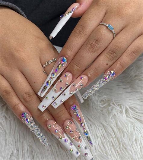 99 Looks: The Ultimate Guide To Baddie Nails For 2024 | Uñas con gliter, Baddie, Uñas acrílicas