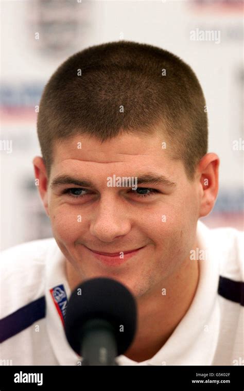 FOOTBALL ENGLAND - STEVEN GERRARD Stock Photo - Alamy