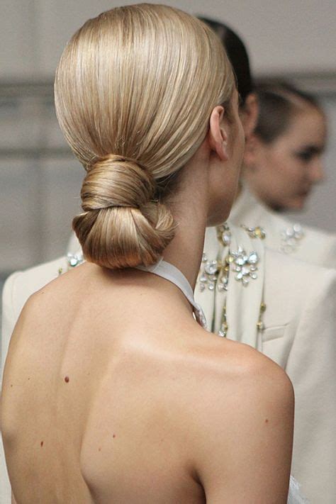 24 idées de CHIGNON PARFAIT | chignon, coiffure mariage, coiffure mariée