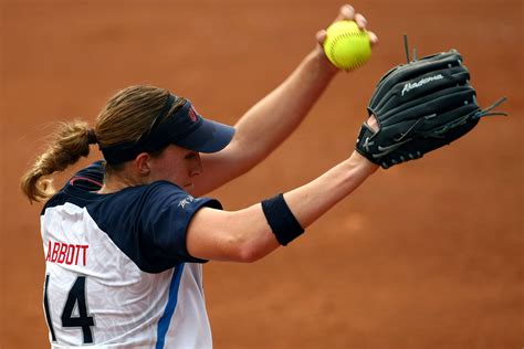 Softball pitcher signs $1 million contract | wusa9.com