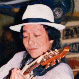 Freddie Aguilar - Age, Family, Bio | Famous Birthdays