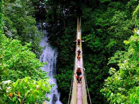 Manuel Antonio National Park | Series 'Largest nature reserves on Earth' | OrangeSmile.com