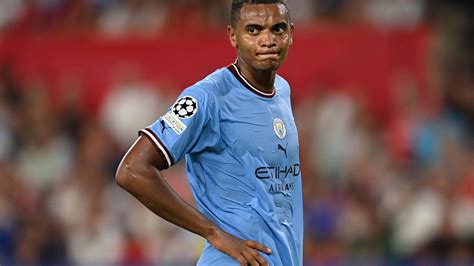 Man City defender Manuel Akanji addresses comments about supporting ...