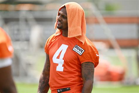 Cleveland Browns release statement in support of Deshaun Watson ...