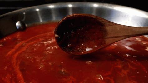 The 99 Cent Chef: Easy Marinara Sauce (tomato) - Video Recipe