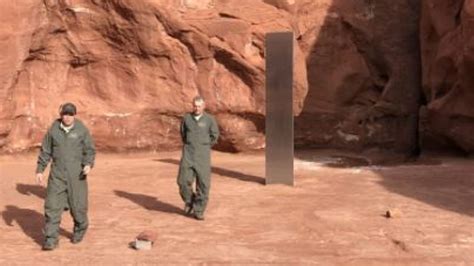 Mysterious metal monolith in Utah disappears days after it was discovered | US News | Sky News